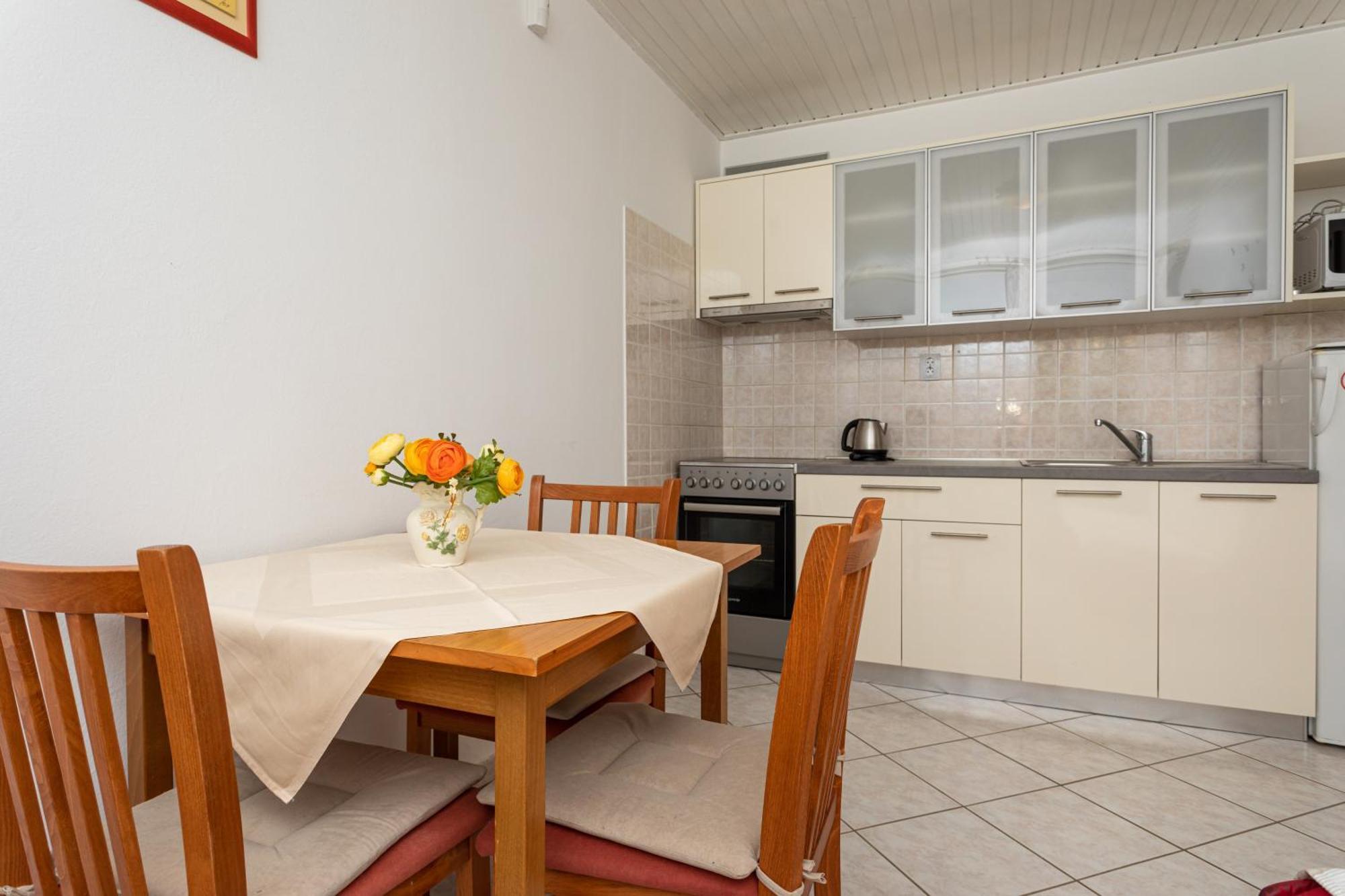 Apartments Villa Ana Krk Town Værelse billede