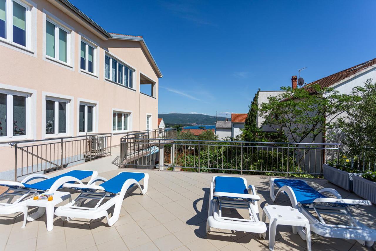 Apartments Villa Ana Krk Town Eksteriør billede